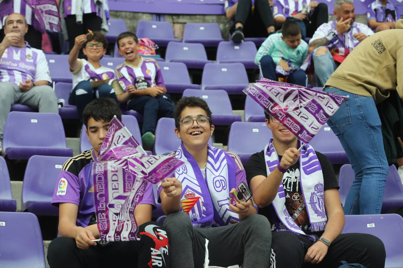 Búscate en la grada del José Zorrilla (3/4)