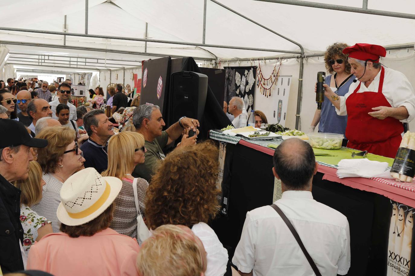 La segunda jornada de la Feria del Espárrago de Tudela, en imágenes