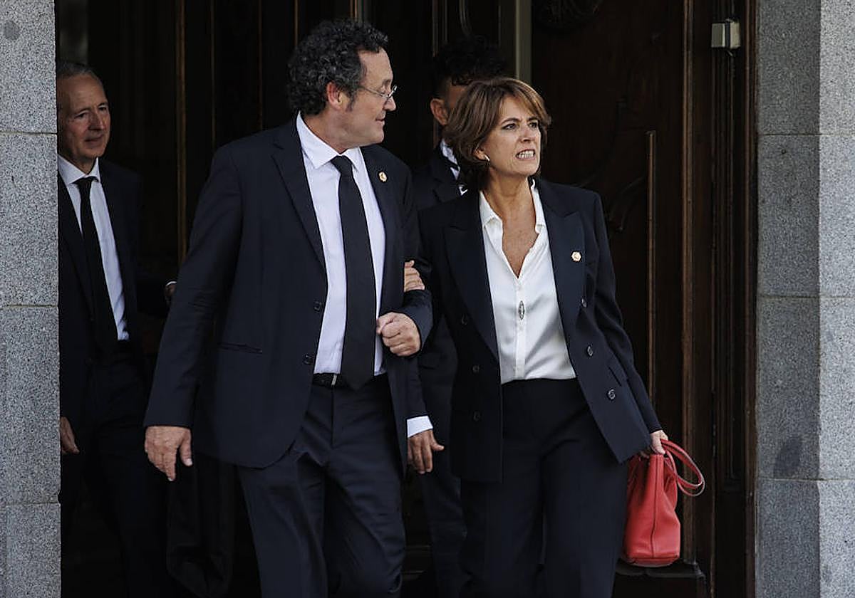 Dolores Delgado con el fiscal General del Estado, Álvaro García Ortiz, en una imagen de archivo.