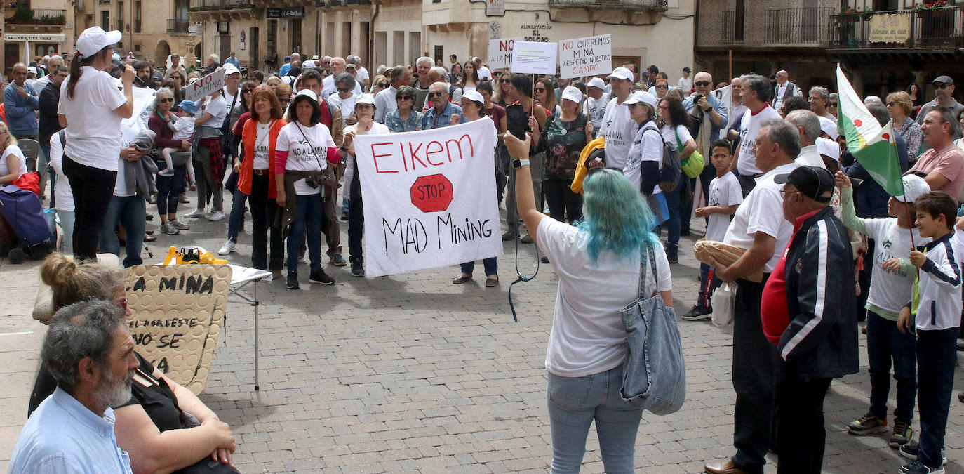 Protesta contra la mina