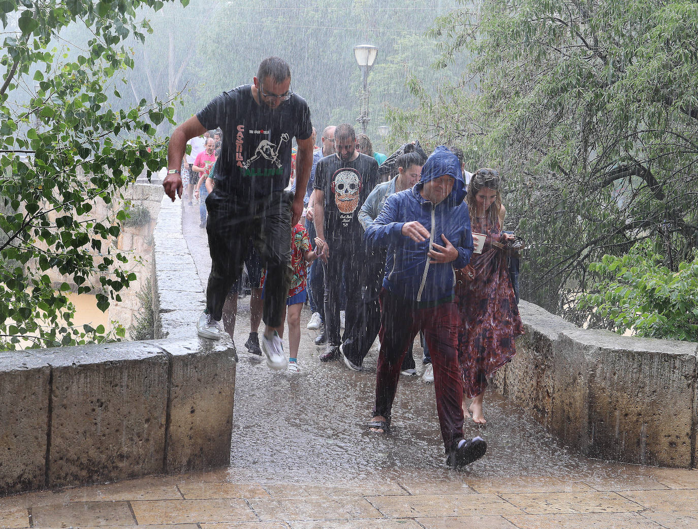 La lluvia cierra un exitoso festival musical