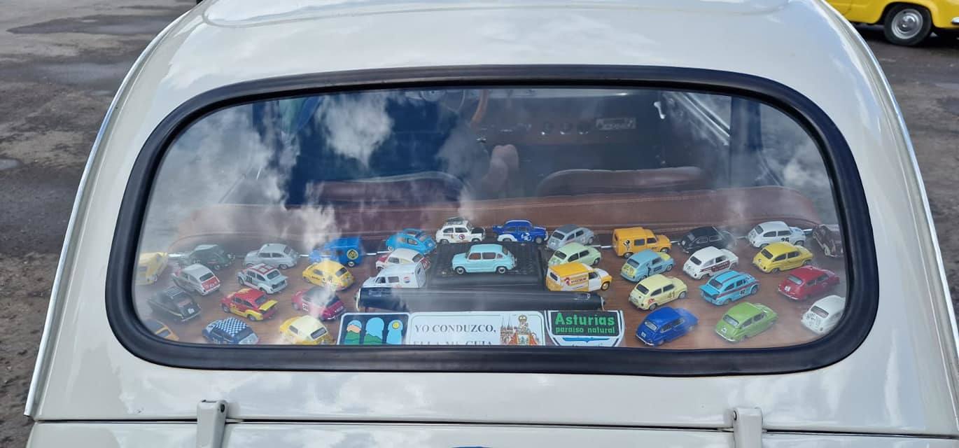 Los coches clásicos invaden las fiestas de Guardo