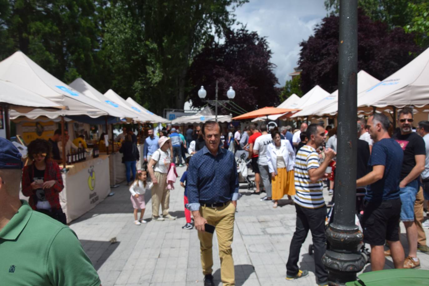 Guardo saborea los buenos alimentos de Palencia