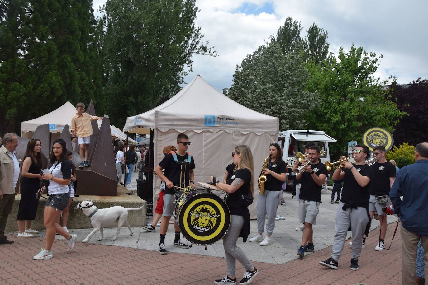 Guardo saborea los buenos alimentos de Palencia