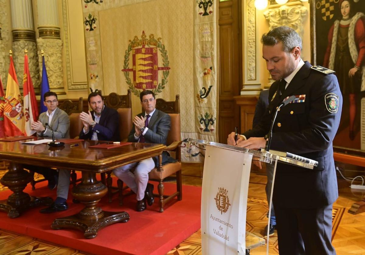 Juan Manuel González Becerra, durante la jura de su cargo.