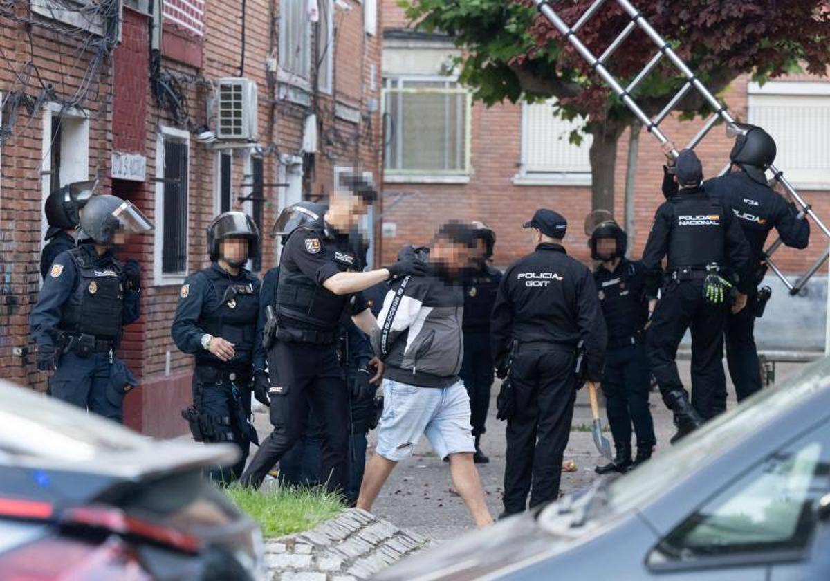 Redada policial en Pajarillos el pasado martes, dentro de la operación Santo.