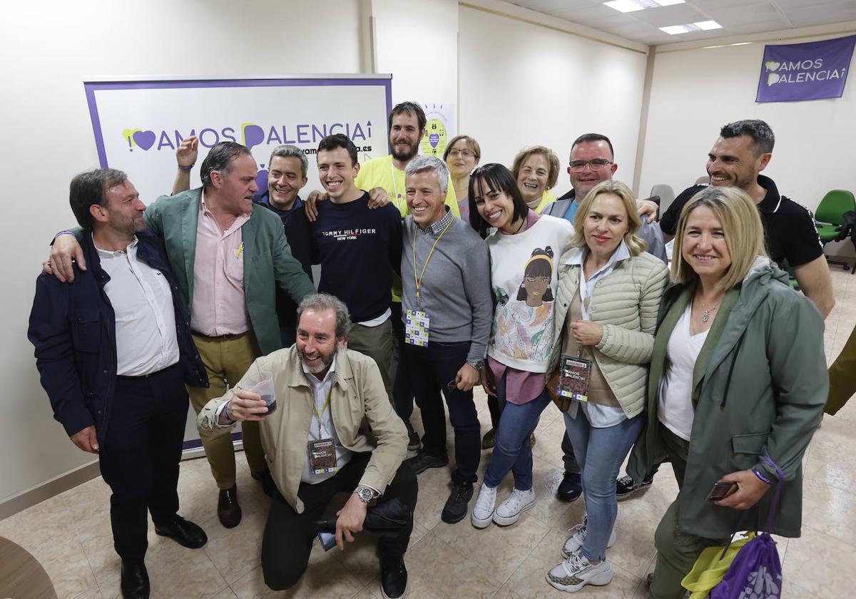 Celebración de los resultados electorales en la sede de Vamos Palencia.