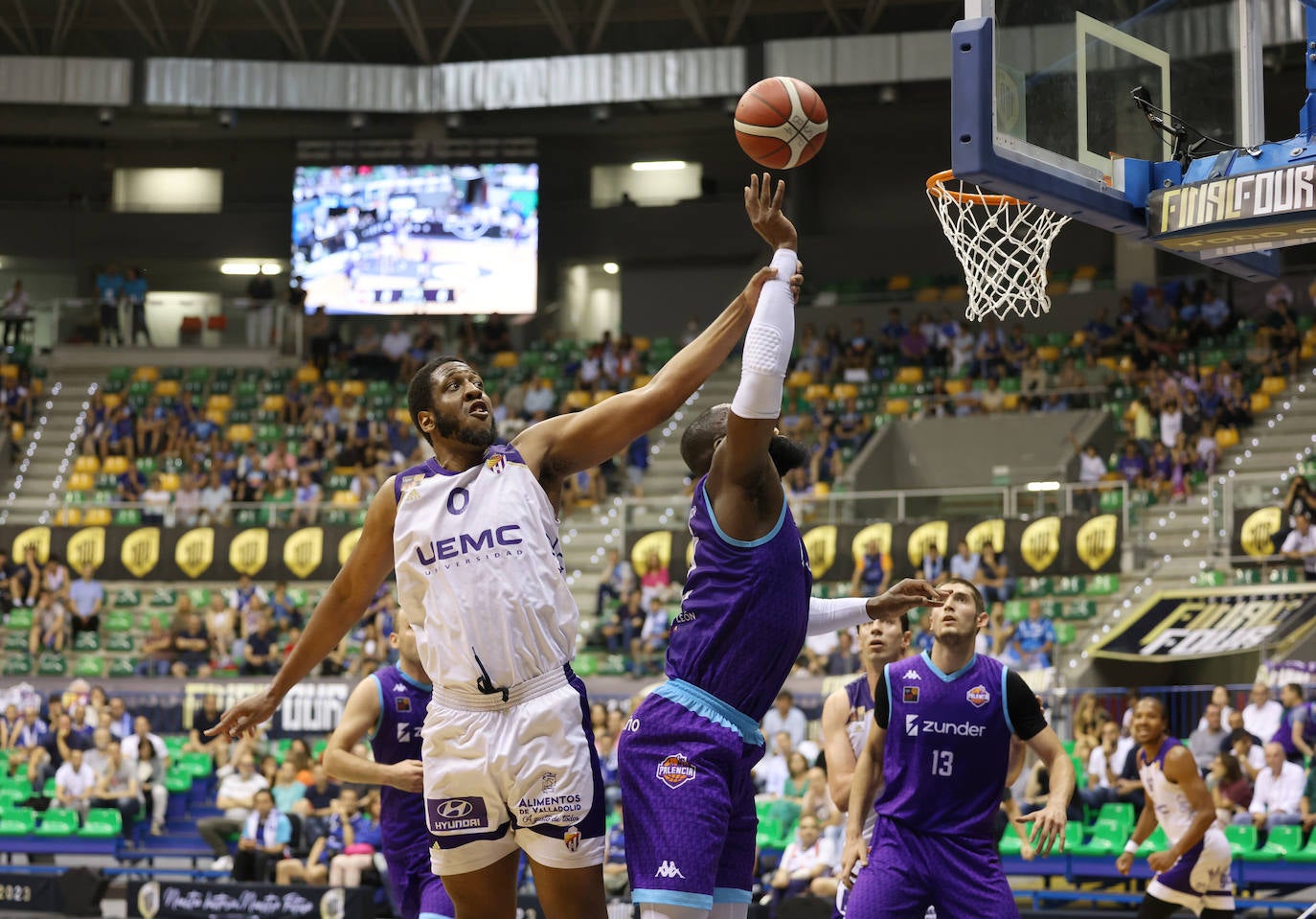 Zunder Palencia y UEMC Real Valladolid se han enfrentado en la Final Four de la LEB Oro