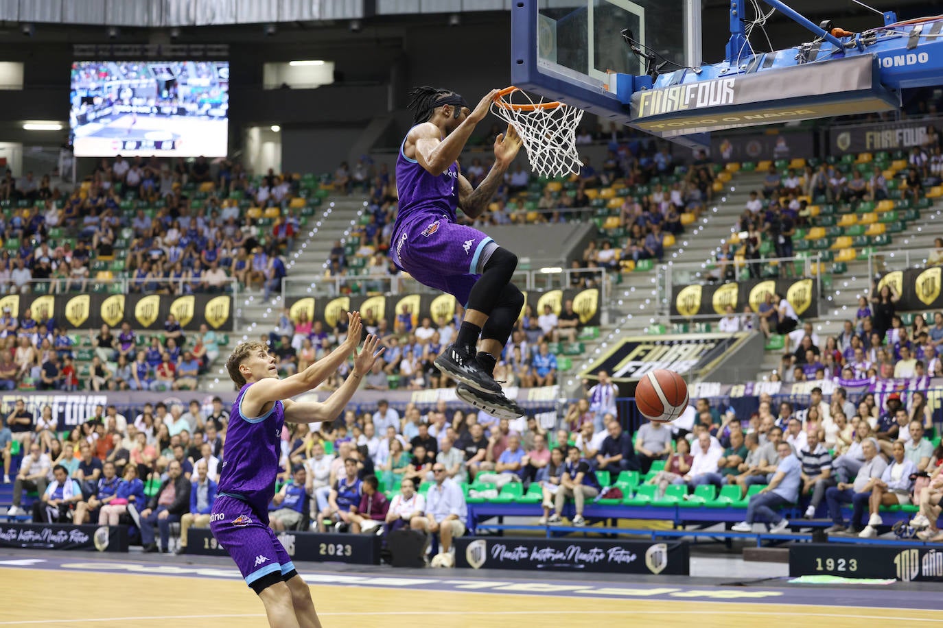 Zunder Palencia y UEMC Real Valladolid se han enfrentado en la Final Four de la LEB Oro