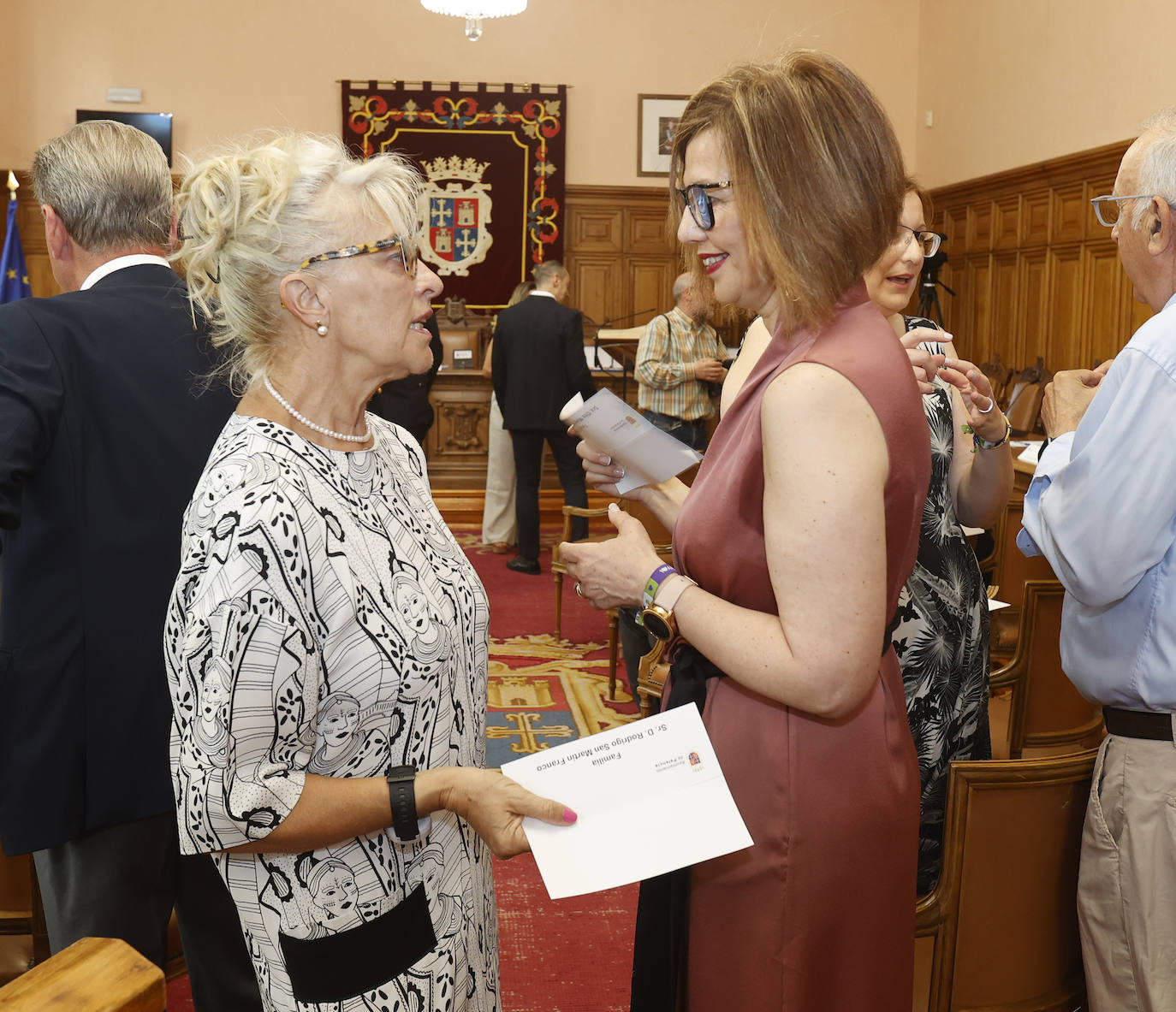 Saludos y felicitaciones en la nueva corporación de Palencia