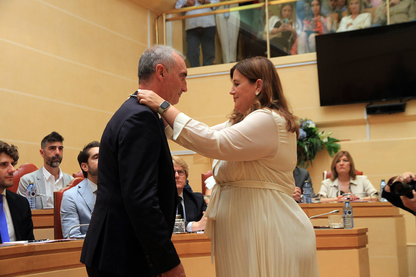 Toma de posesión de José Mazarías como alcalde de Segovia (1)