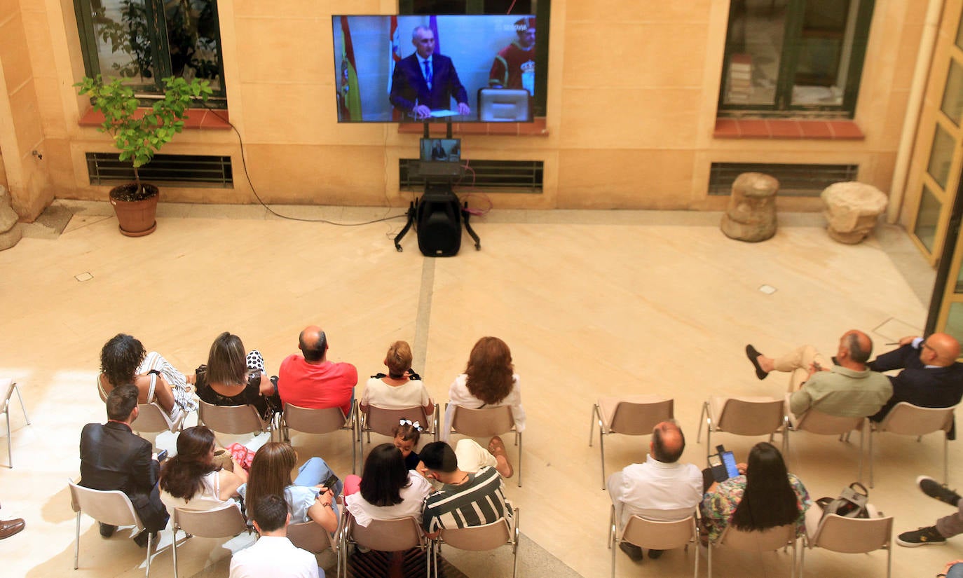 Toma de posesión de José Mazarías como alcalde de Segovia (2)