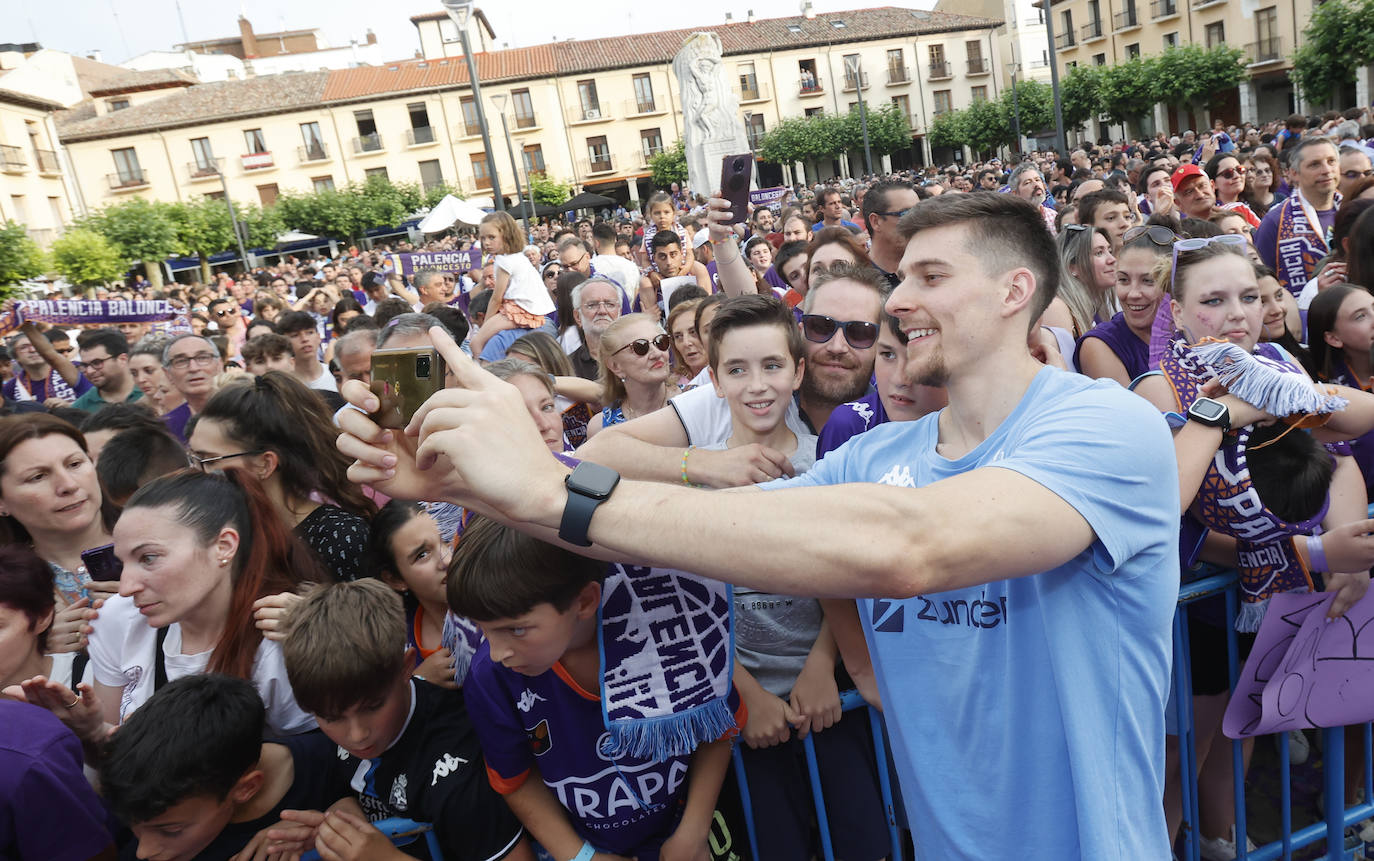 Palencia sigue de fiesta con el Zunder