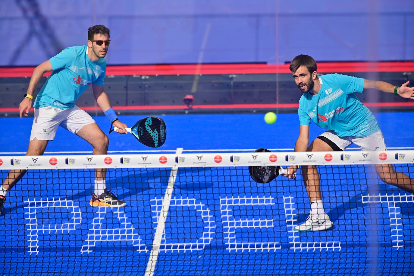 La primera jornada del World Padel Tour en la Plaza Mayor de Valladolid