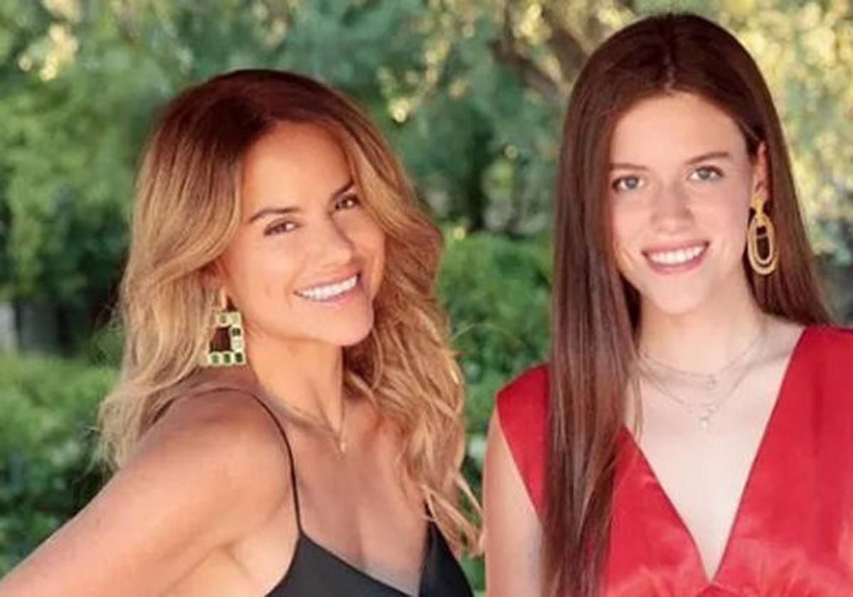 Mónica Hoyos con us hija Luna.