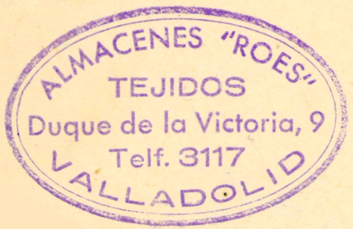 Imagen secundaria 1 - Vista de los Almacenes Roes en la calle Duque de la Victoria, esquina con Regalado. Abajo, sello de la primera tienda Roes en el número 9 de Duque de la Victoria y Maísa Rodríguez, hija de Mariano, fundador de este comercio vallisoletano.