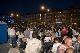 Plaza Tirso de Molina, durante la actuación de la orquesta Panorama en 2022.
