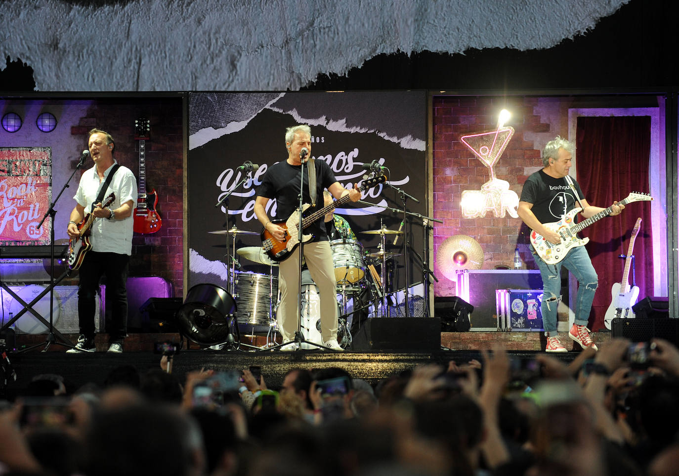 Las imágenes del concierto de Hombres G en la Feria de Muestras