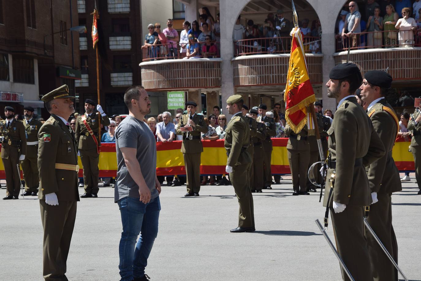 Jura de bandera en Guardo