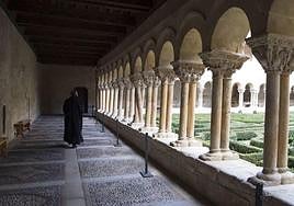 Claustro del monasterio de Santo Domingo de Silos.