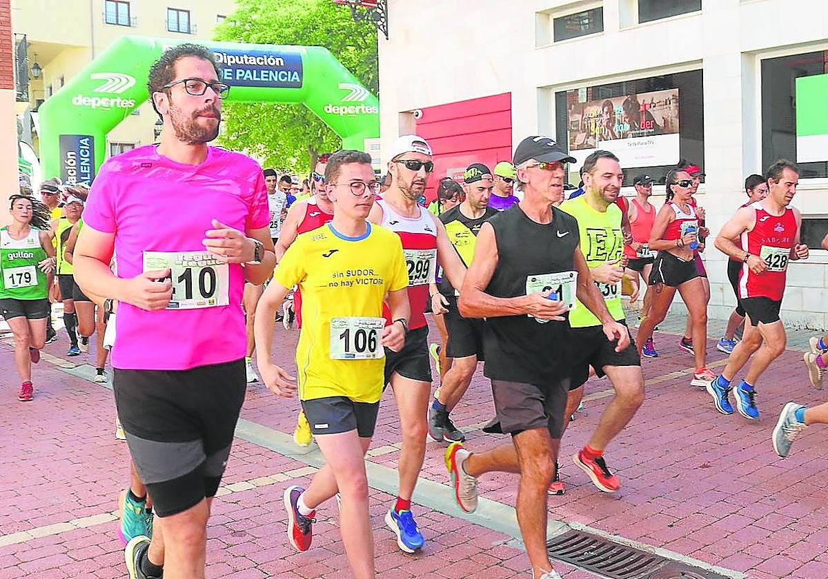 Salida de la última prueba de 'Palencia, Legua a Legua', este domingo en Baltanás.