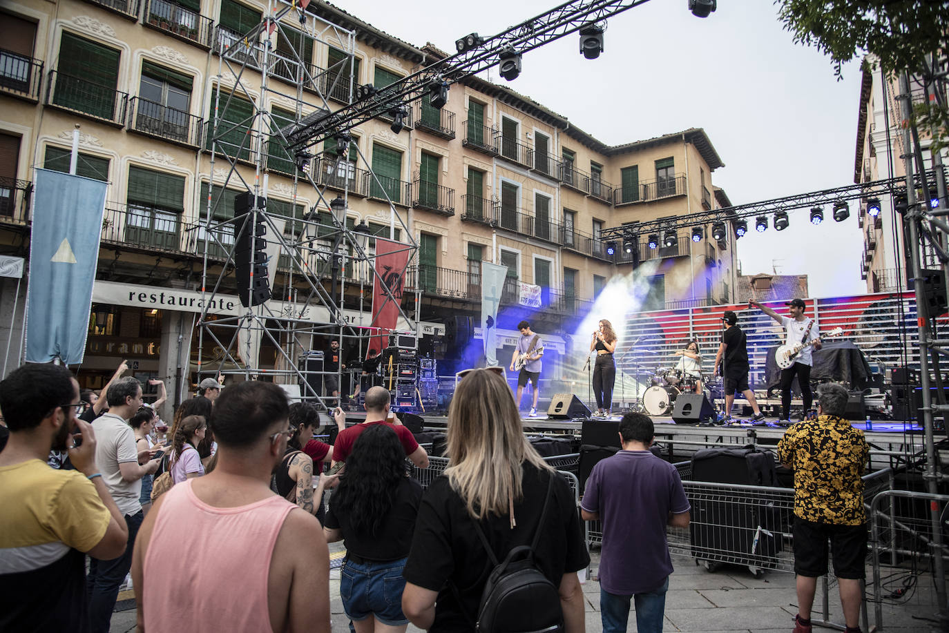 La música protagoniza el martes de fiestas