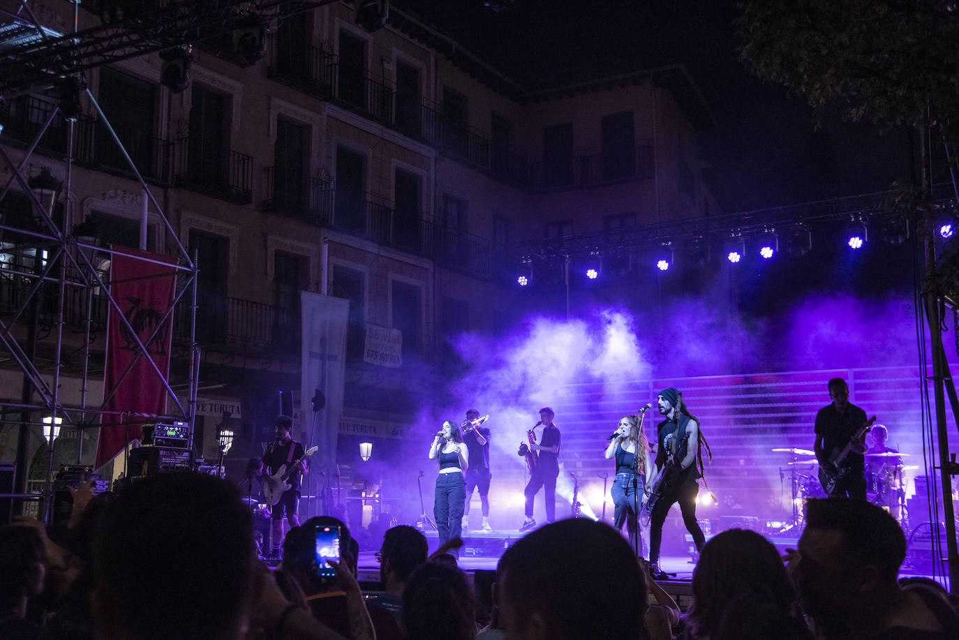 La música protagoniza el martes de fiestas