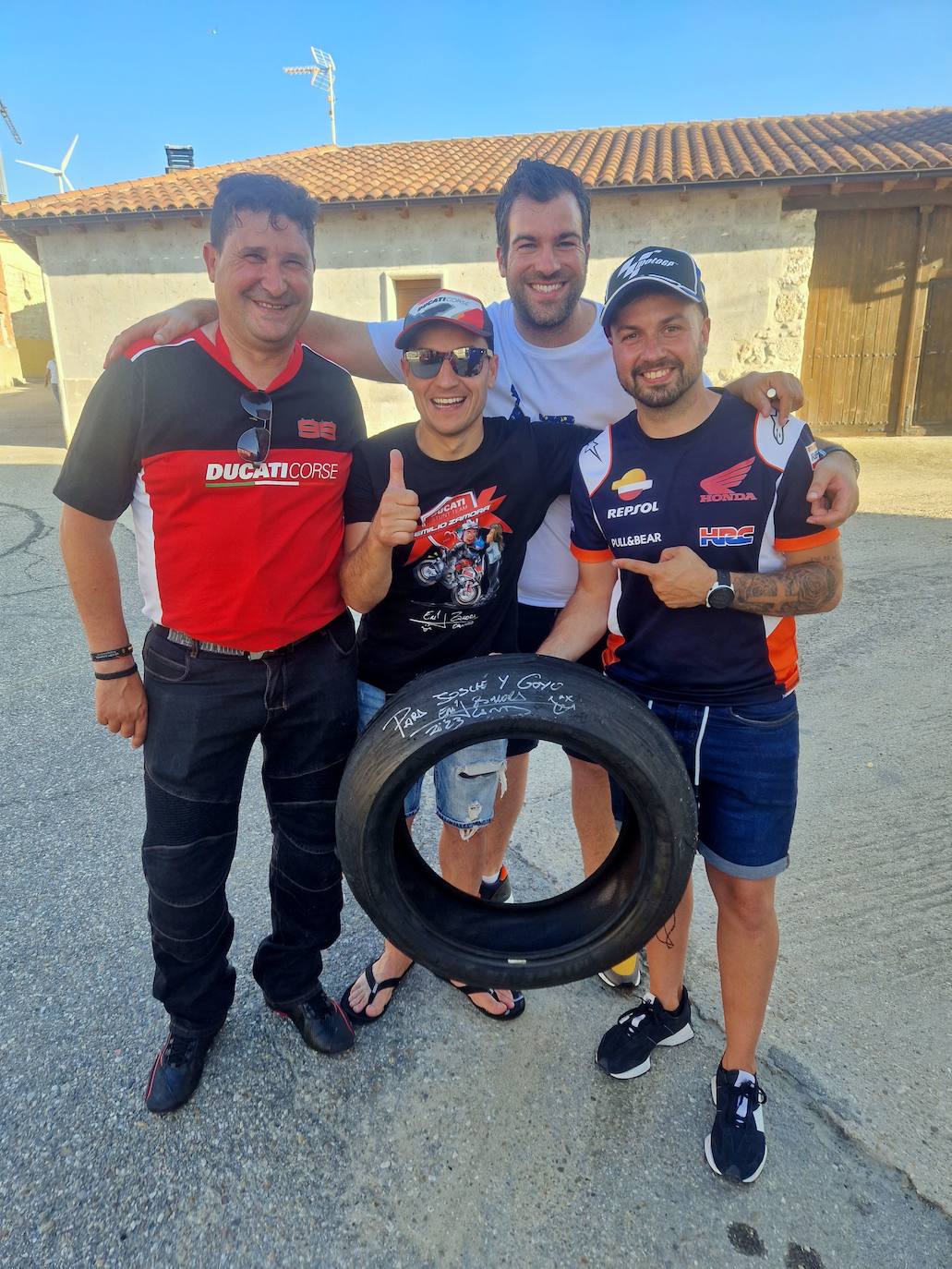 Herrera de Valdecañas celebra su Sexta Queda Motera