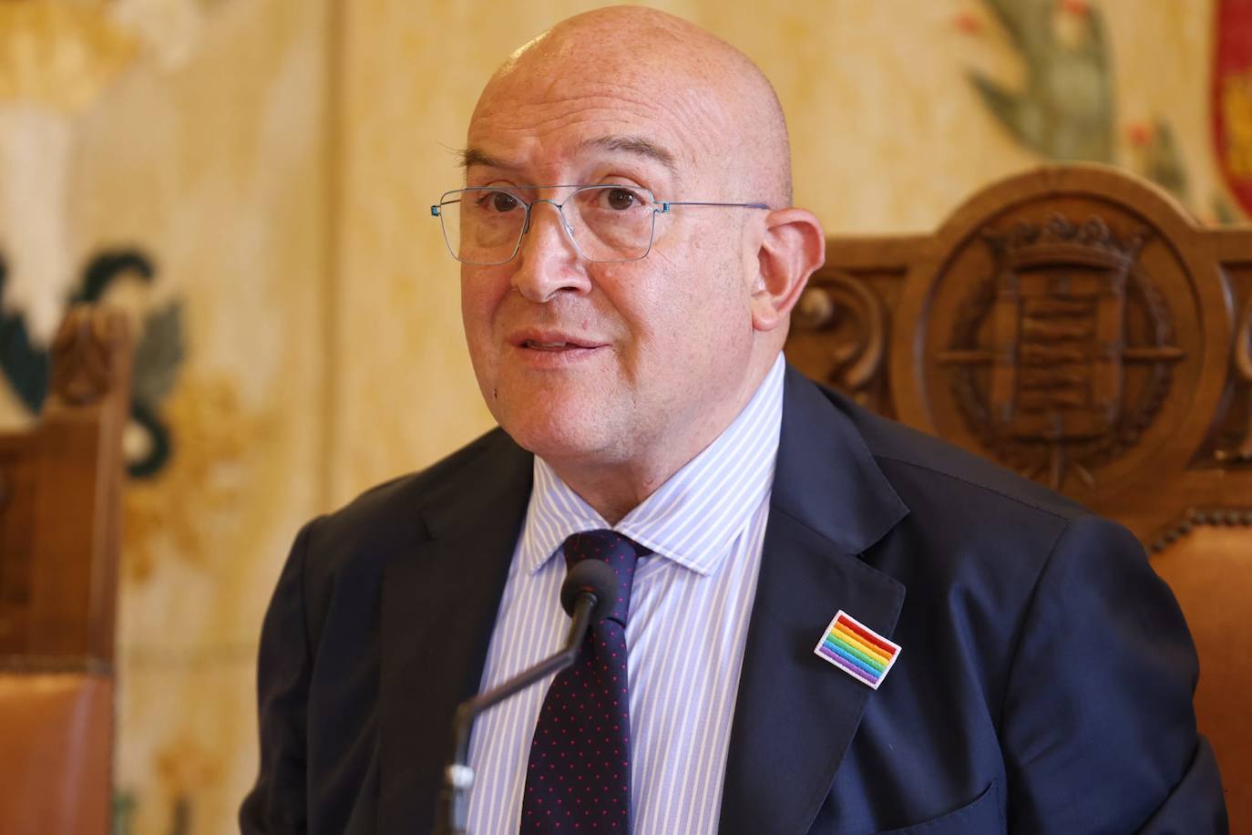 Jesús Julio Carnero, durante el acto oficial en el Ayuntamiento.