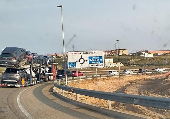 Futuro carril segregado desde la ronda exterior VA-30 hacia la rotonda de la A-11.