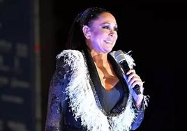 Isabel Pantoja en uno de sus conciertos.