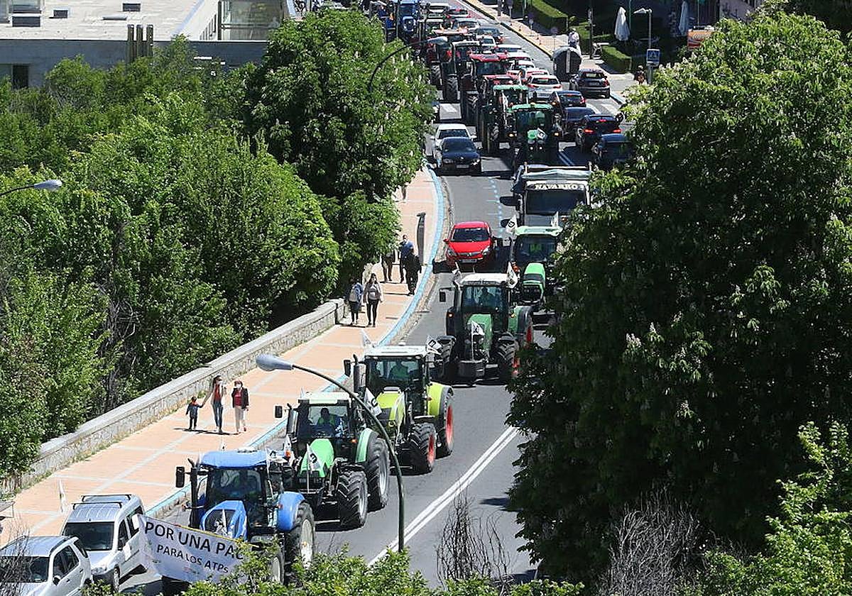 Tractorada en Segovia capital organizadas por UCCL en mayo de 2021.