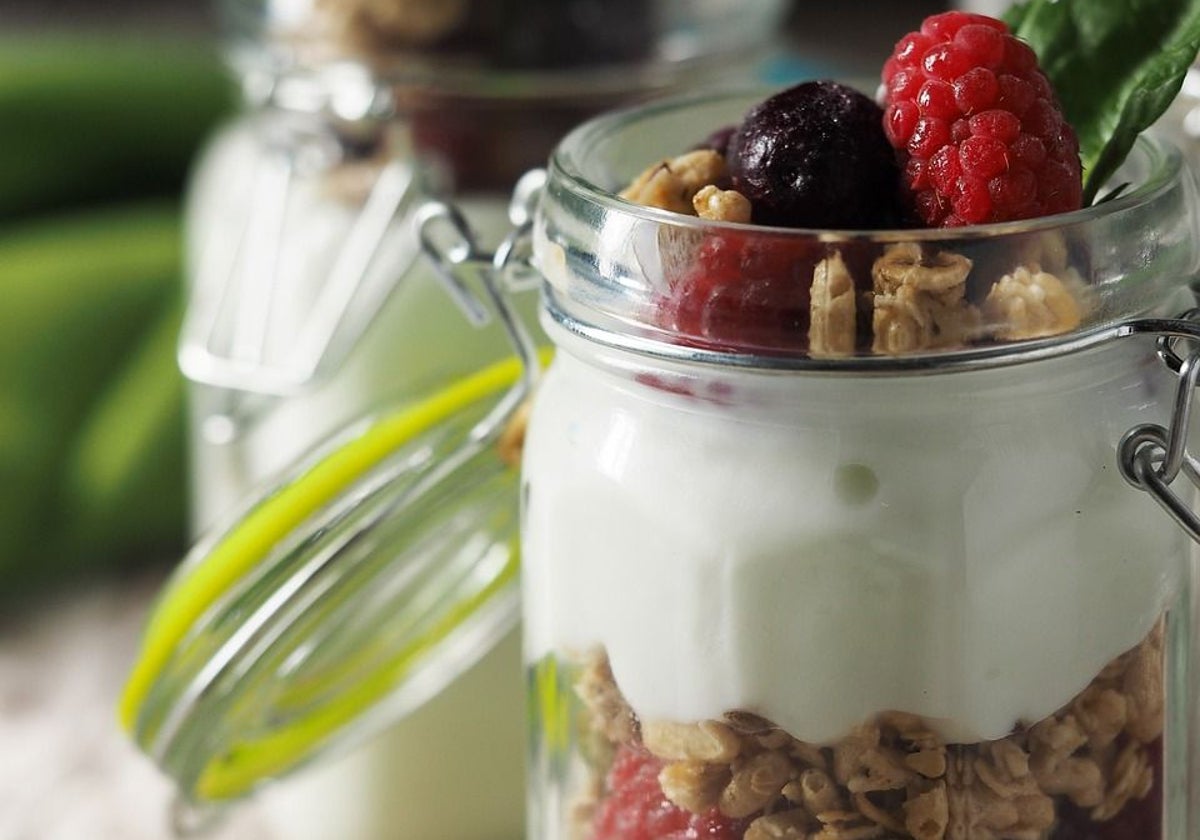 'Parfait' de arándanos y frutos rojos para comenzar el día