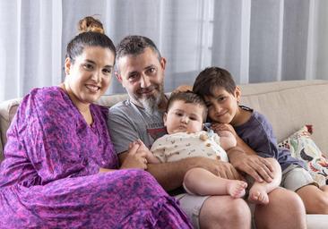 La lucha del bebé Ibai contra una enfermedad rara que solo padecen 35 personas en el mundo