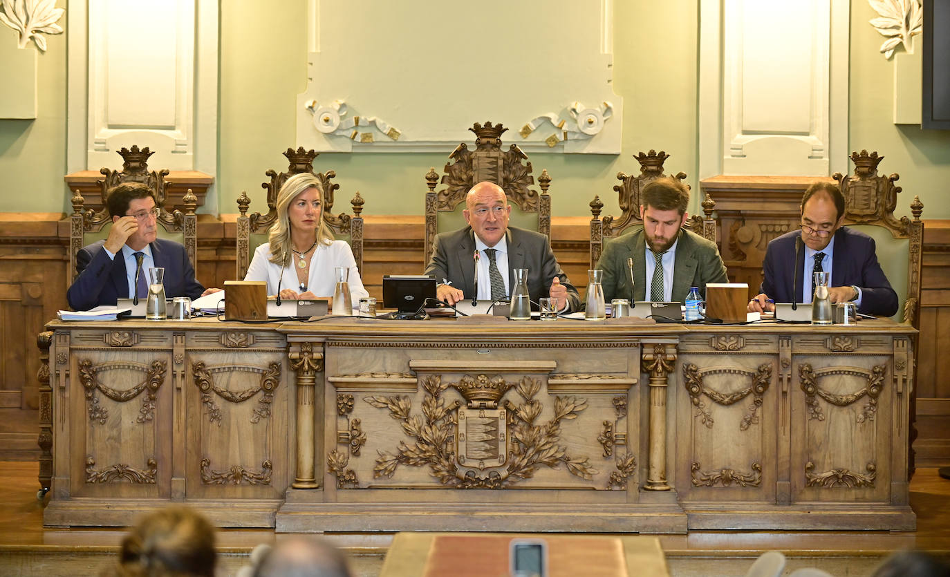 Primer pleno del Ayuntamiento de Valladolid