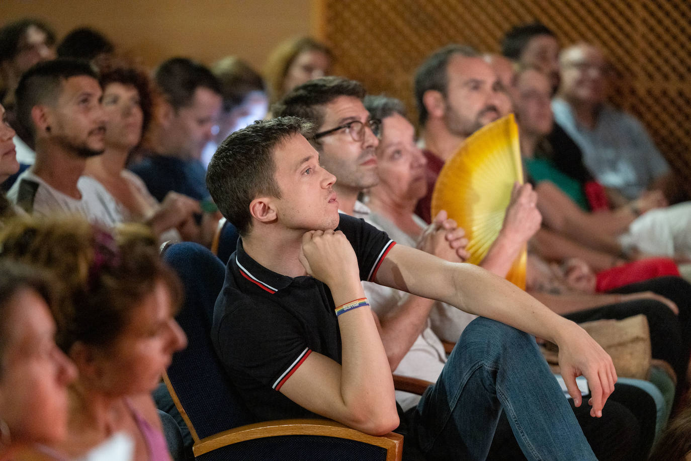 Íñigo Errejón, en el patio de butacas del Teatro Cervantes de Valladolid.