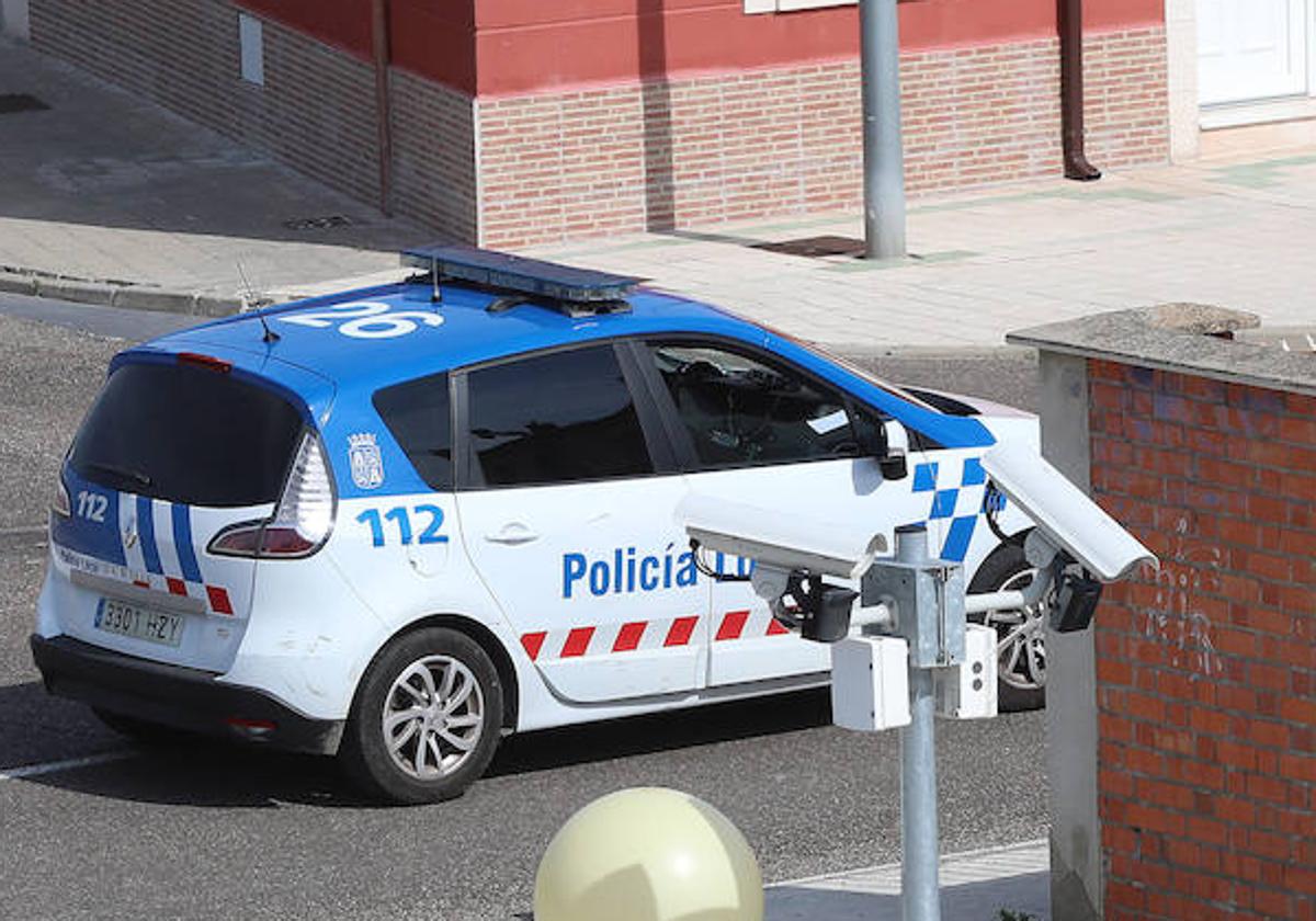 Imagen de archivo de un coche de la Policía Local.