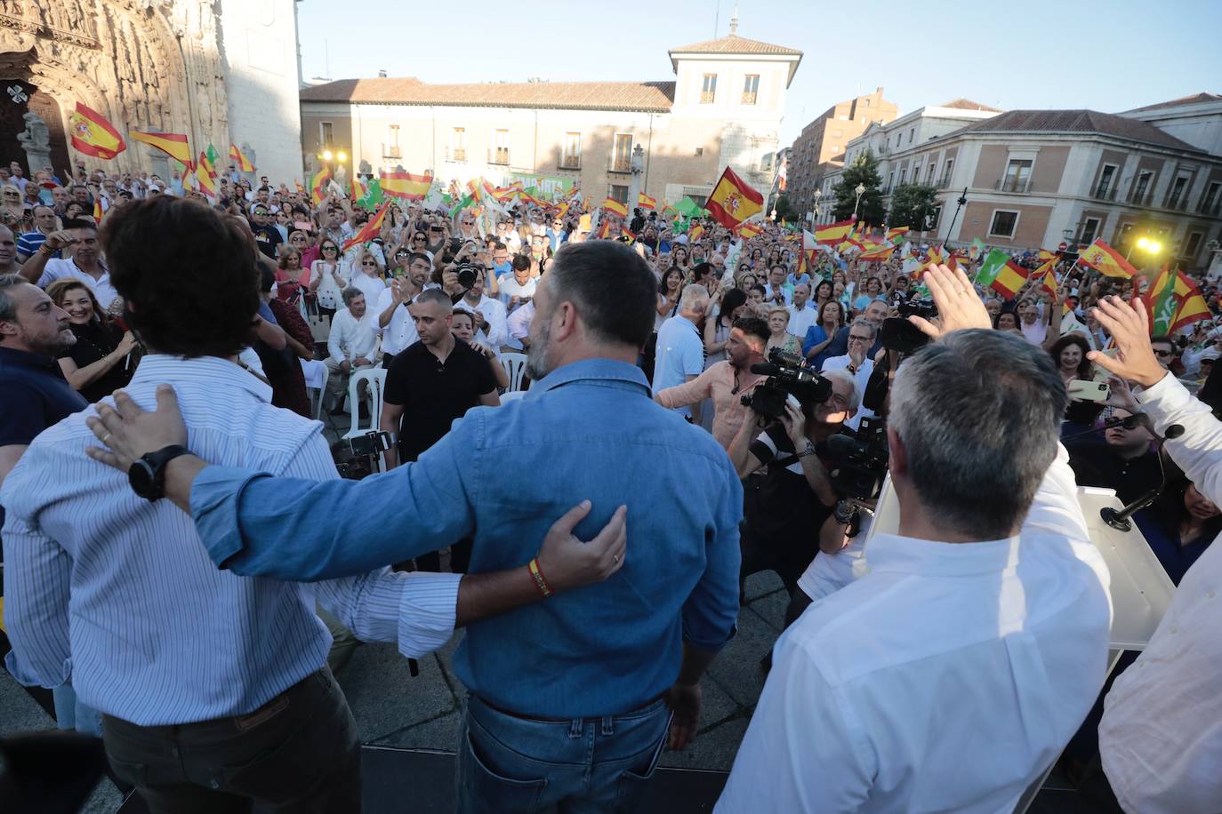 Santiago Abascal visita Valladolid en plena campaña electoral