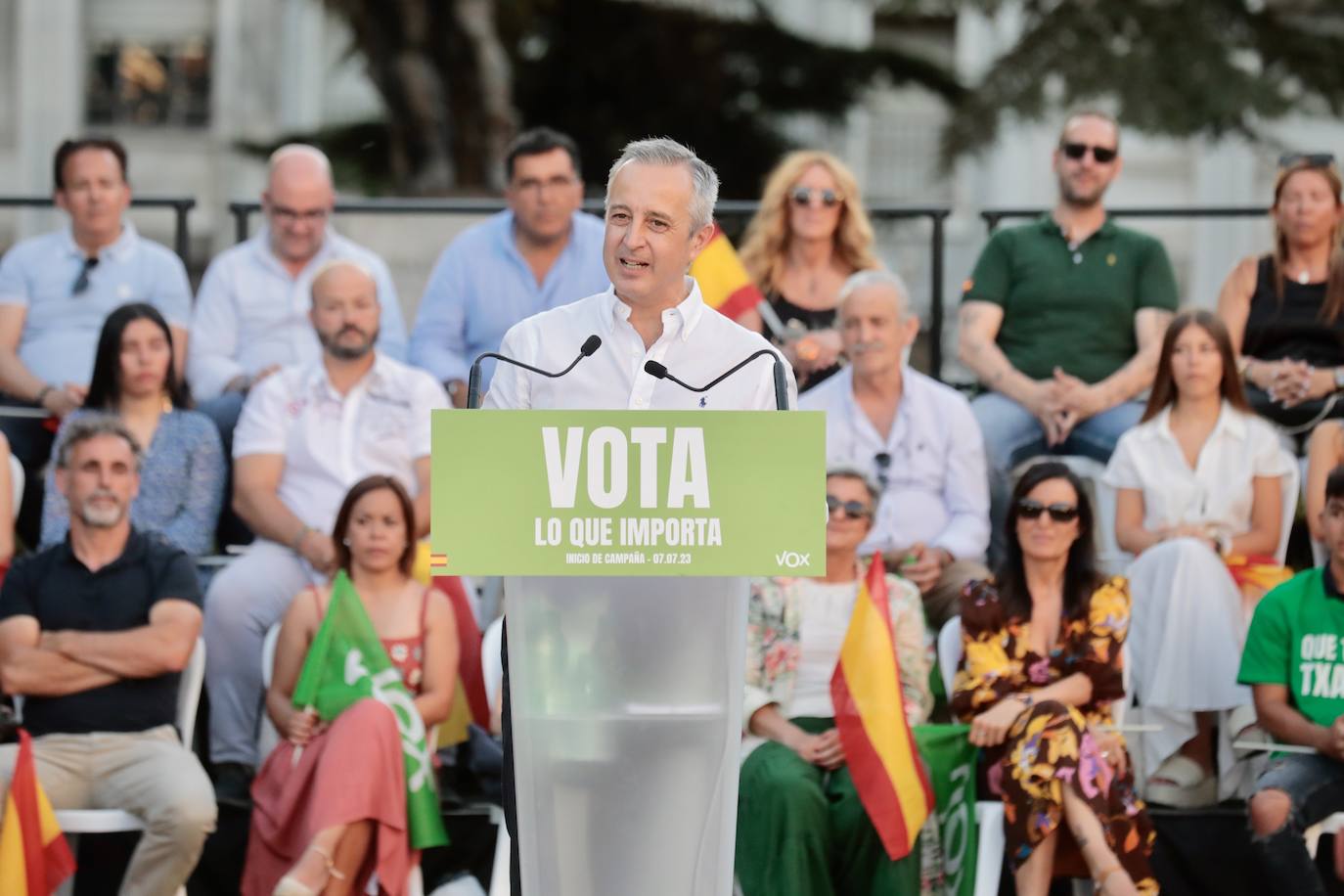 Santiago Abascal visita Valladolid en plena campaña electoral