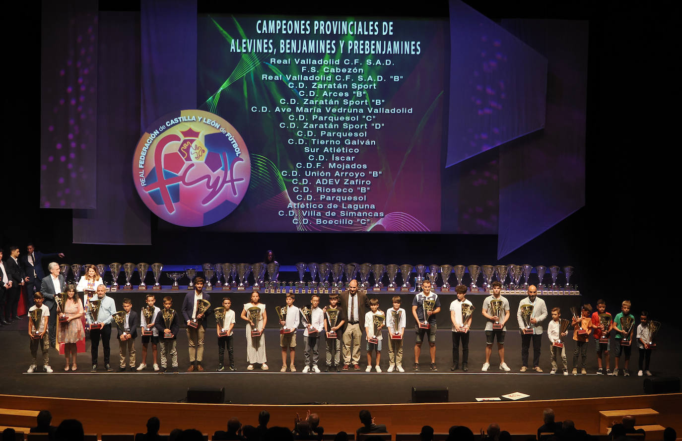 Los campeones regionales en el Centenario de la Federación de Castilla y León