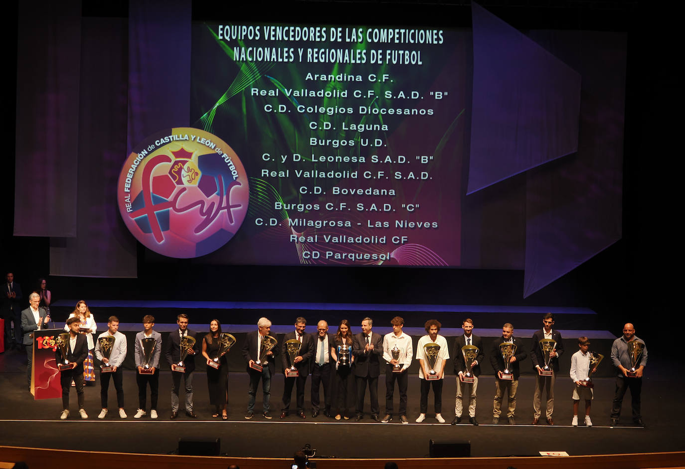 Los campeones regionales en el Centenario de la Federación de Castilla y León