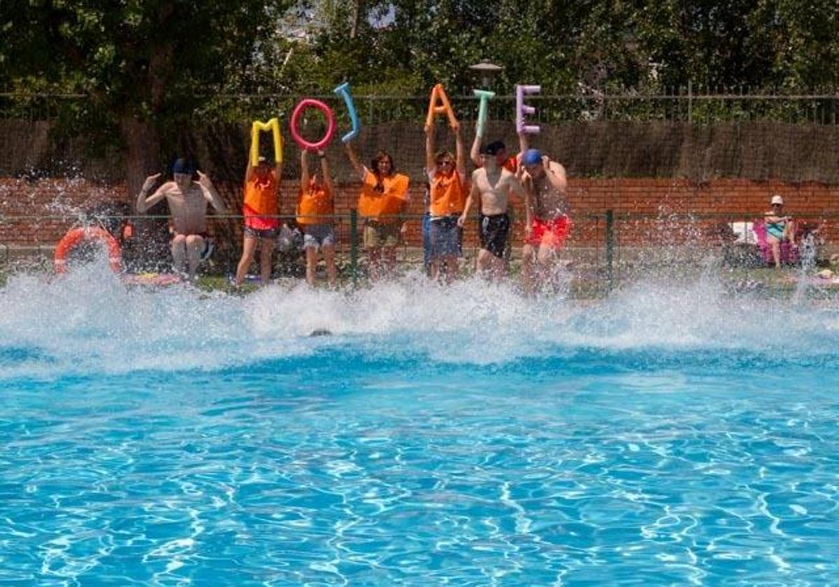 Valladolid vuelve a zambullirse en el agua por la esclerosis múltiple