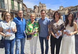 Integrantes de las candidaturas al Congreso y Senado del PP de Segovia, de campaña electoral en Turégano.