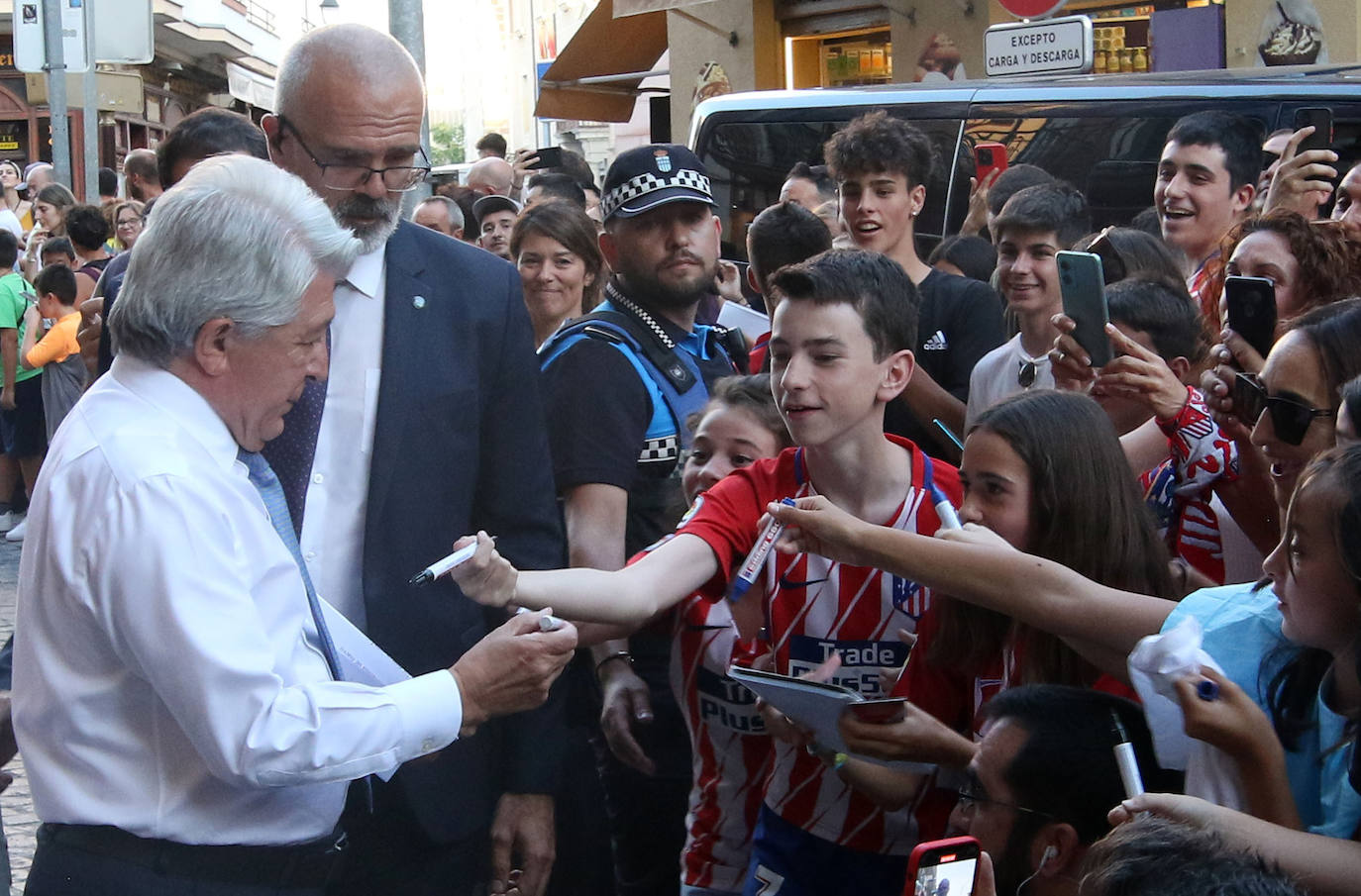 El Atlético de Madrid visita Segovia