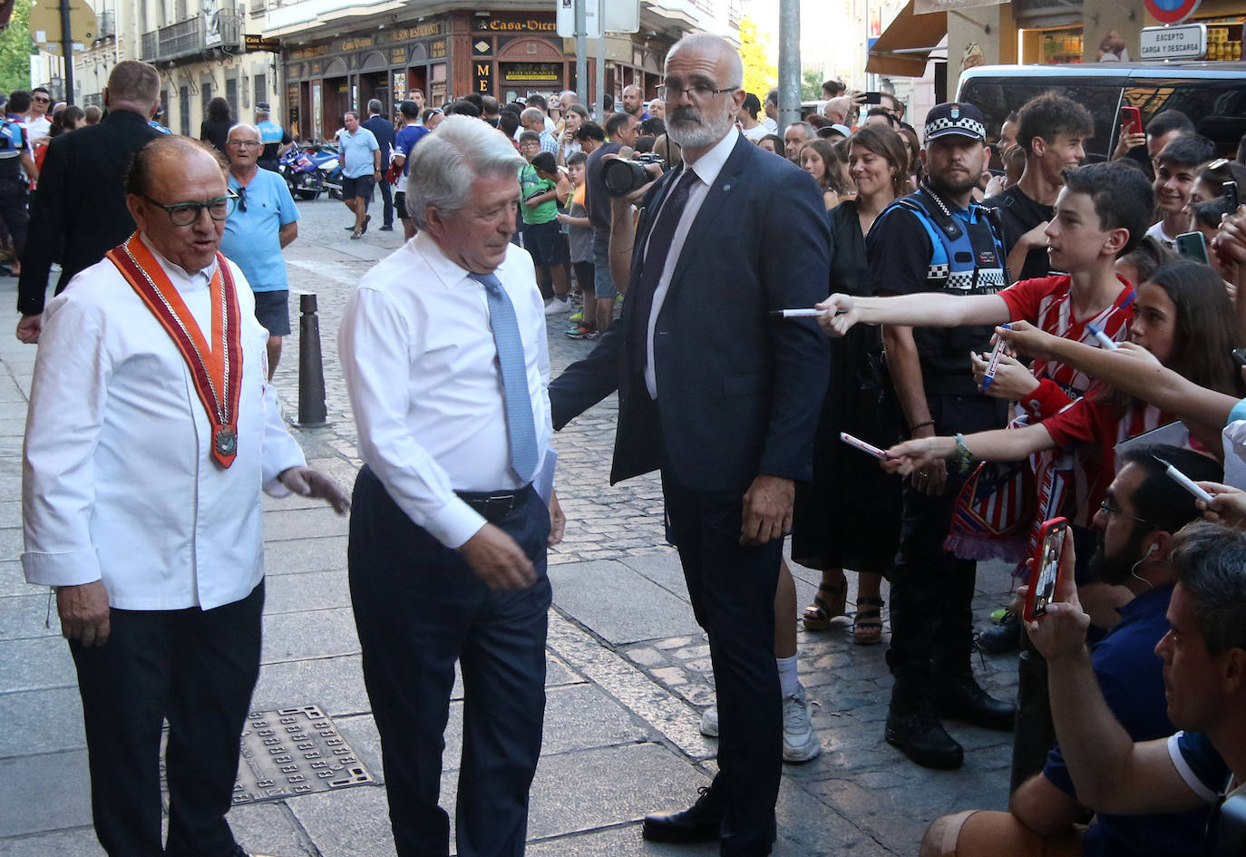 El Atlético de Madrid visita Segovia