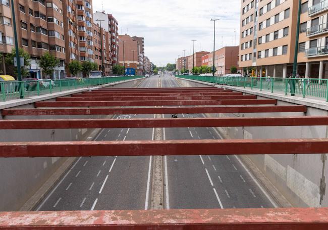 Túnel de San Isidro que conduce a la calle desde la Circular.