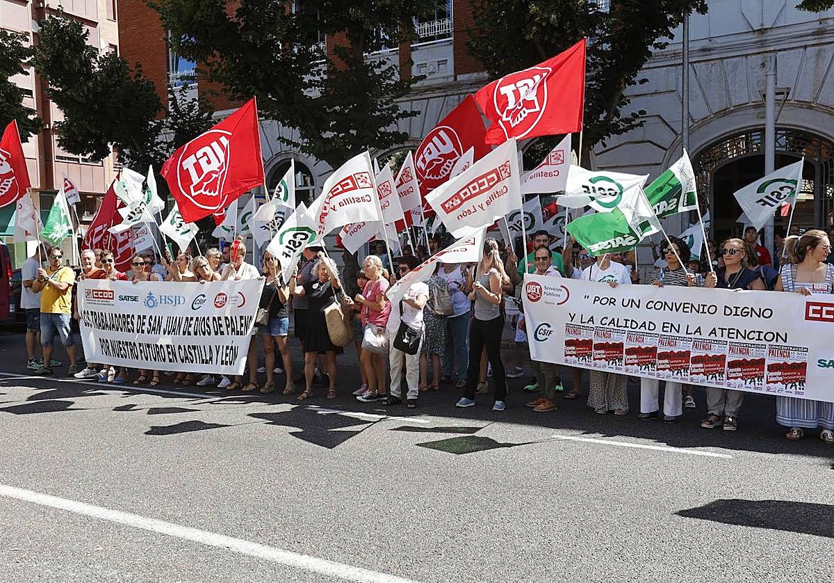 Trabajadores de los servicios sociosanitarios privados, en la protesta.