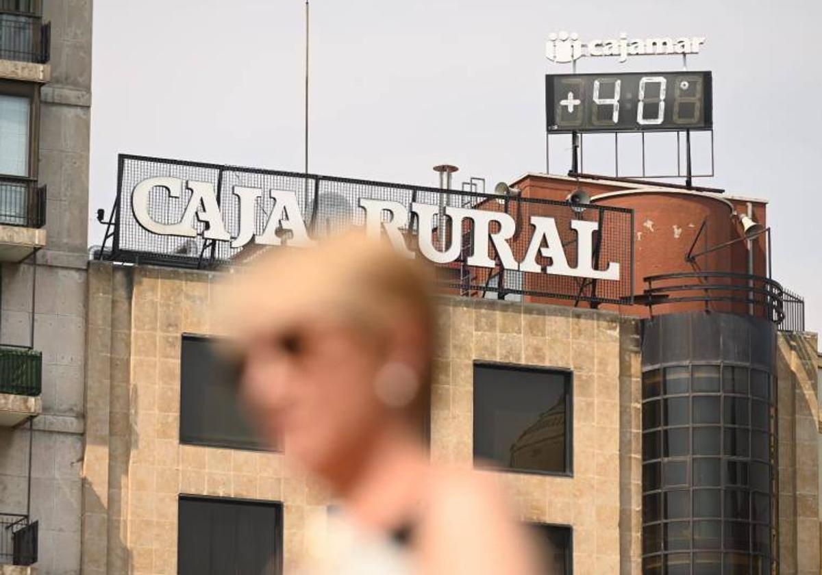 El mercurio marca 40 grados durante la ola de calor de julio del año pasado.