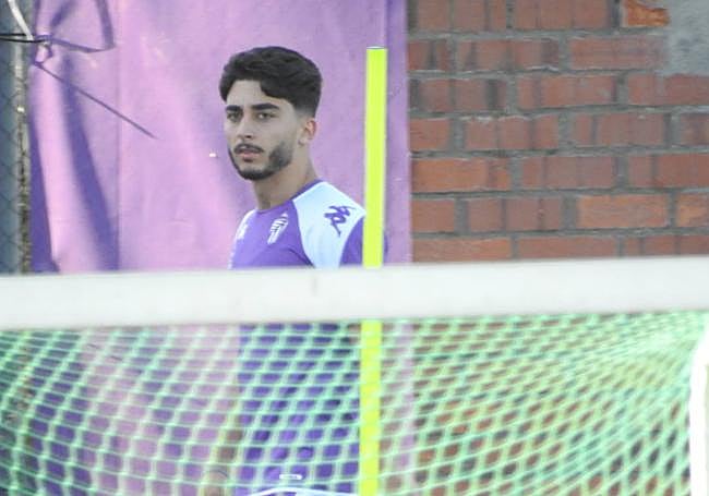 Raúl Moro, durante la sesión de este lunes en los Campos Anexos.