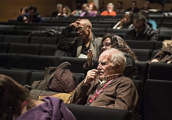 Fernando Herrero en una sala de cine.